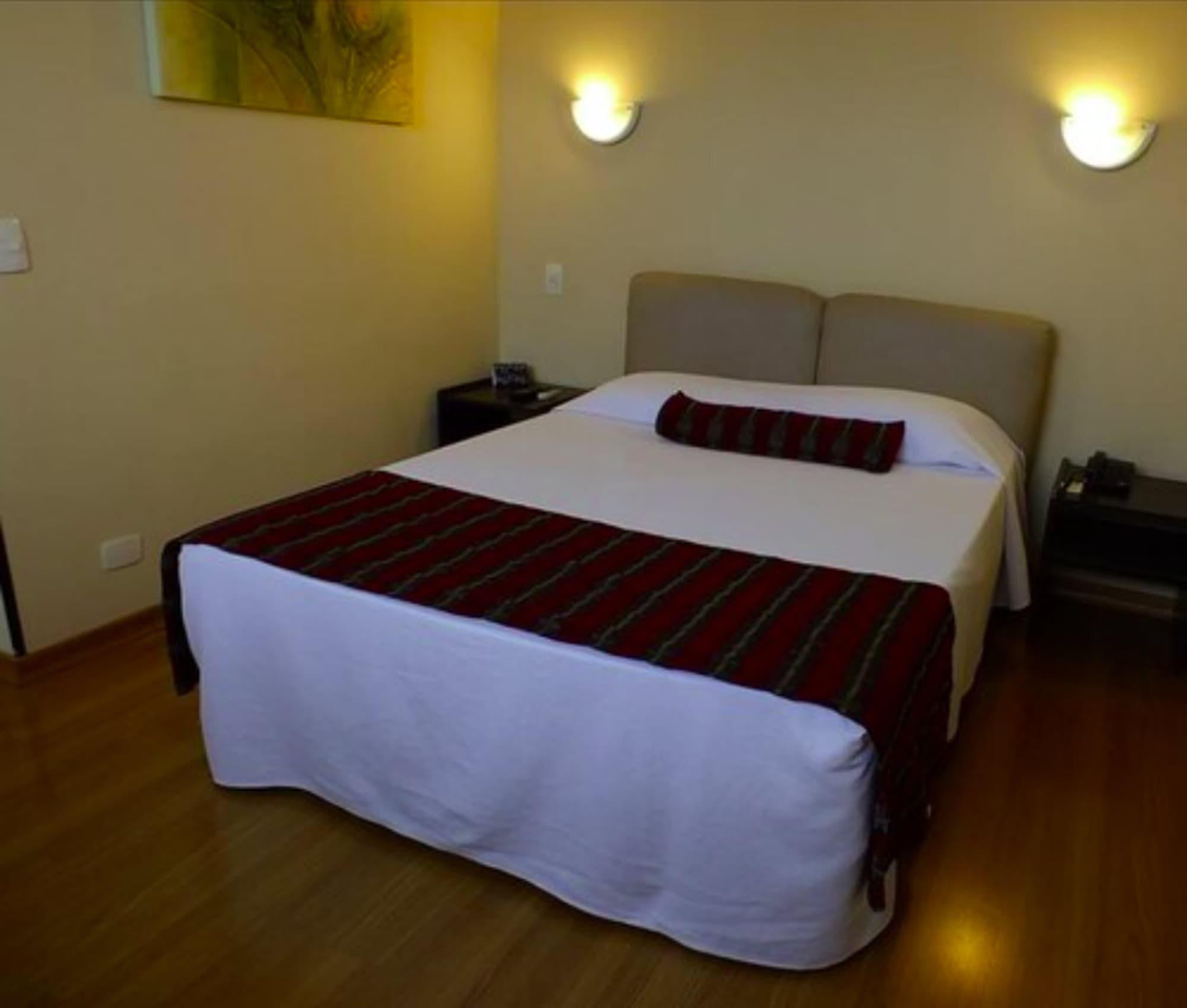 Hotel Nacional Inn Curitiba Estacao Shopping Экстерьер фото